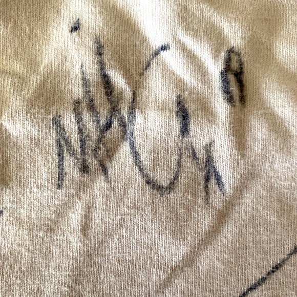 Vintage autographed Suicide Silence “Pull The Trigger” band tee. - Picture 5 of 7